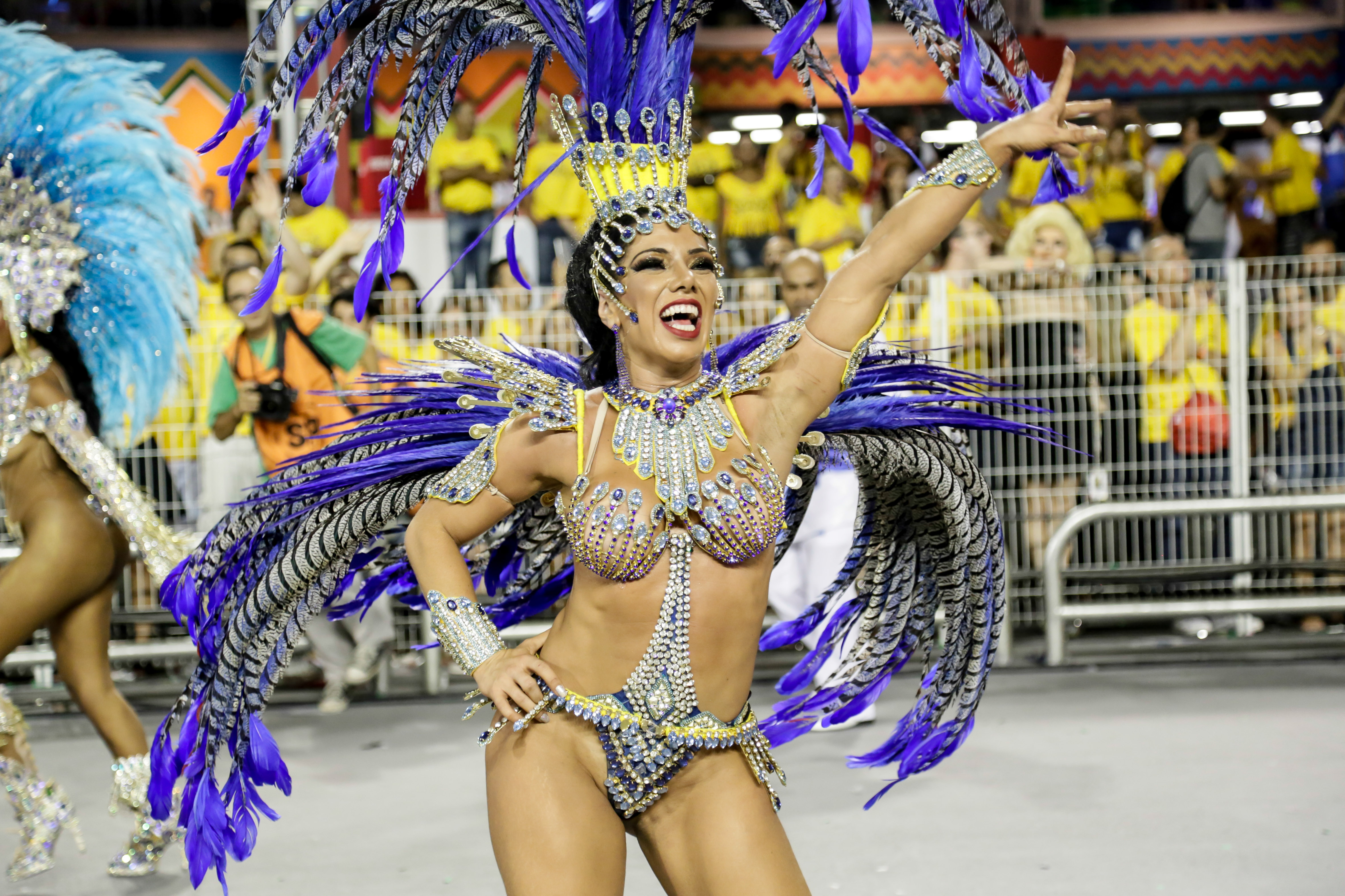 O terceiro dia de desfile das escolas de samba foi excelente! | Colírio de  Macho | Fotos de Mulheres Peladas